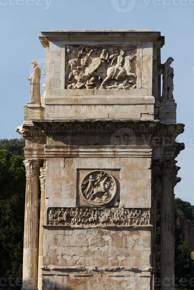 arc de constantin photo