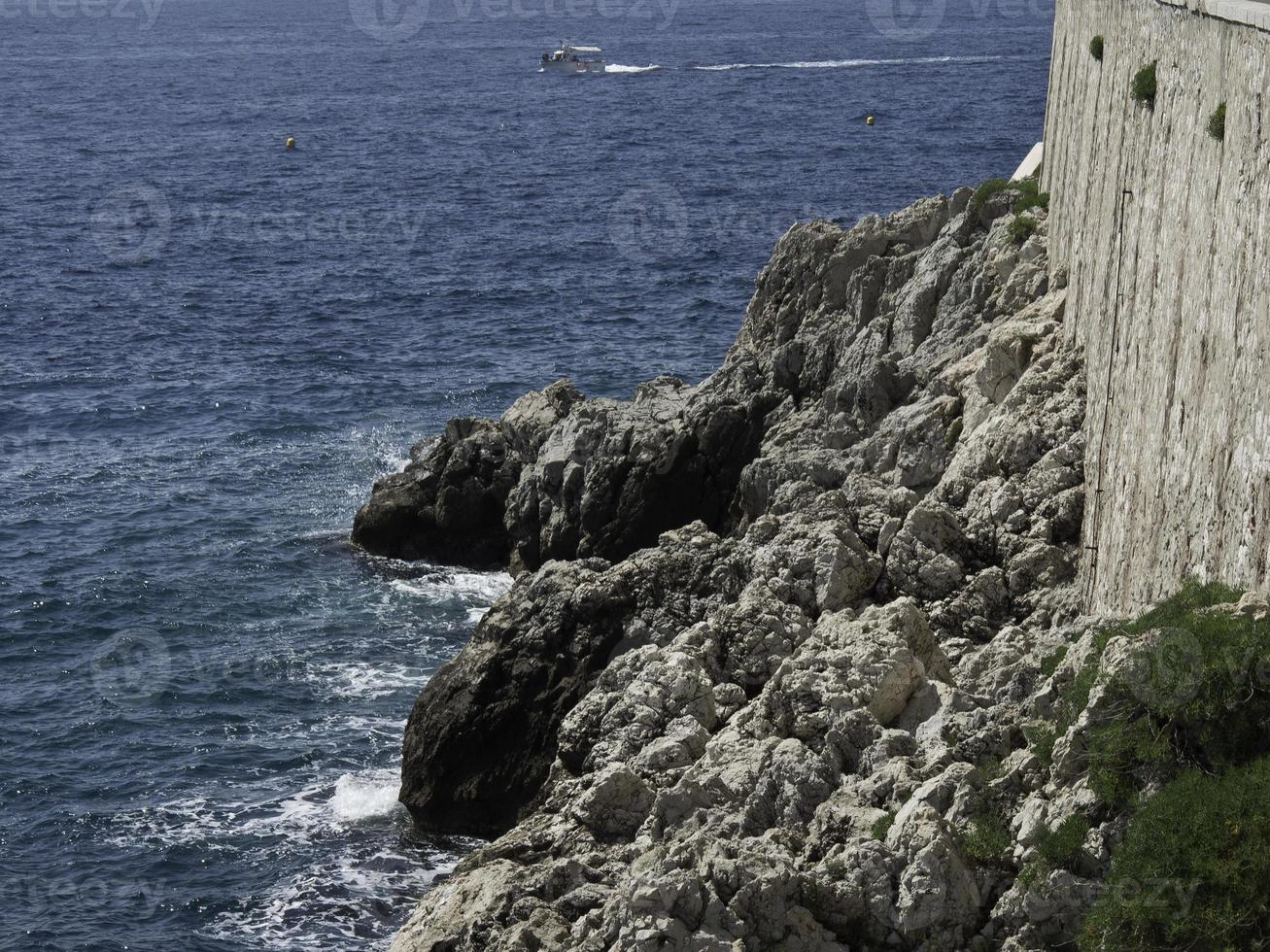 monaco au bord de la méditerranée photo