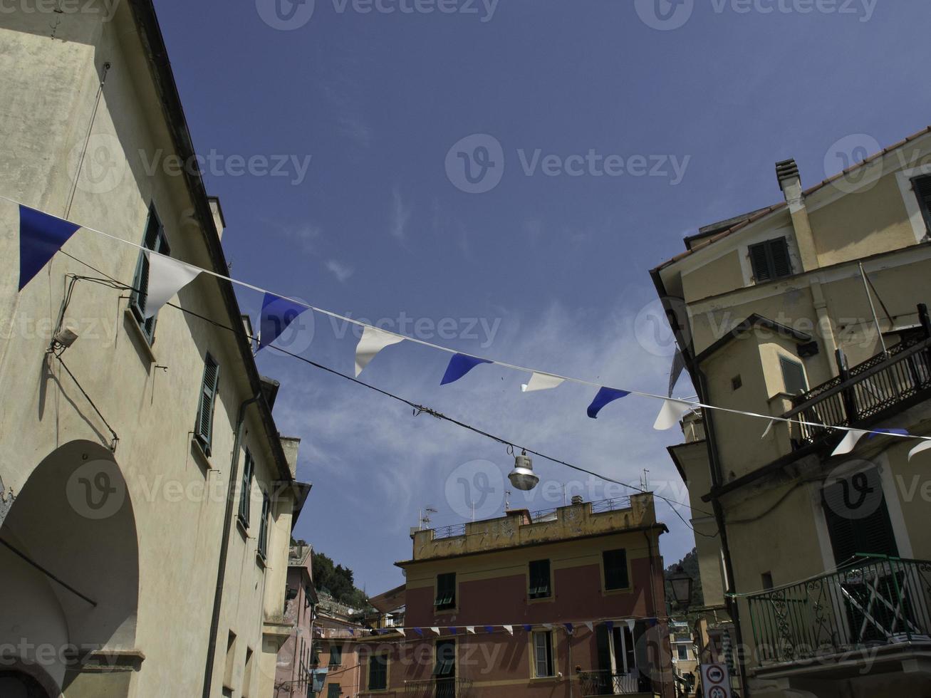 cinque terre en italie photo