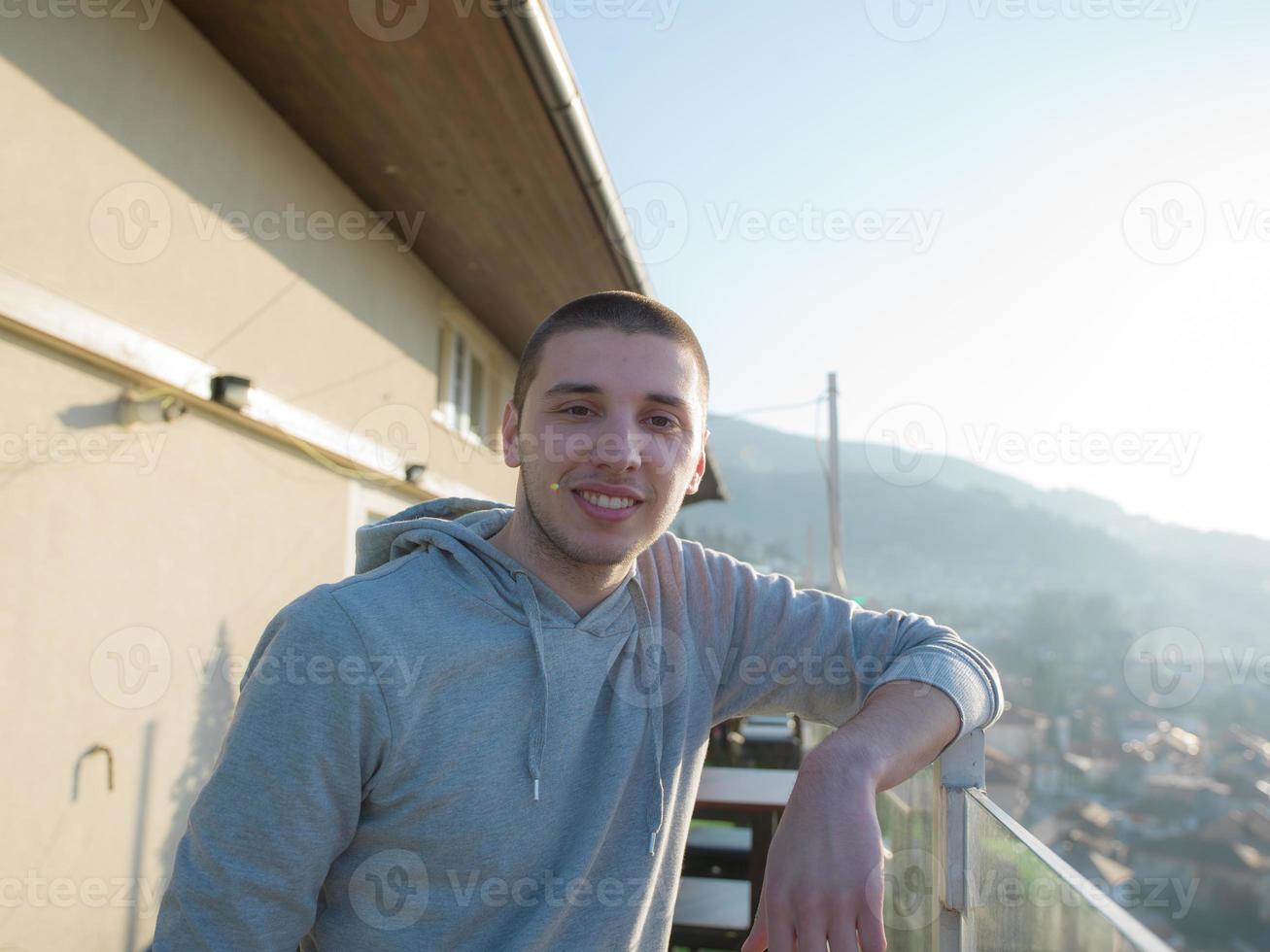 portrait de jeune homme photo