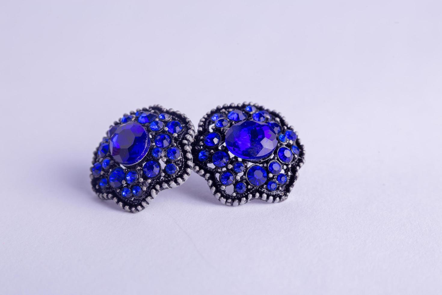 boucles d'oreilles avec diamants photo