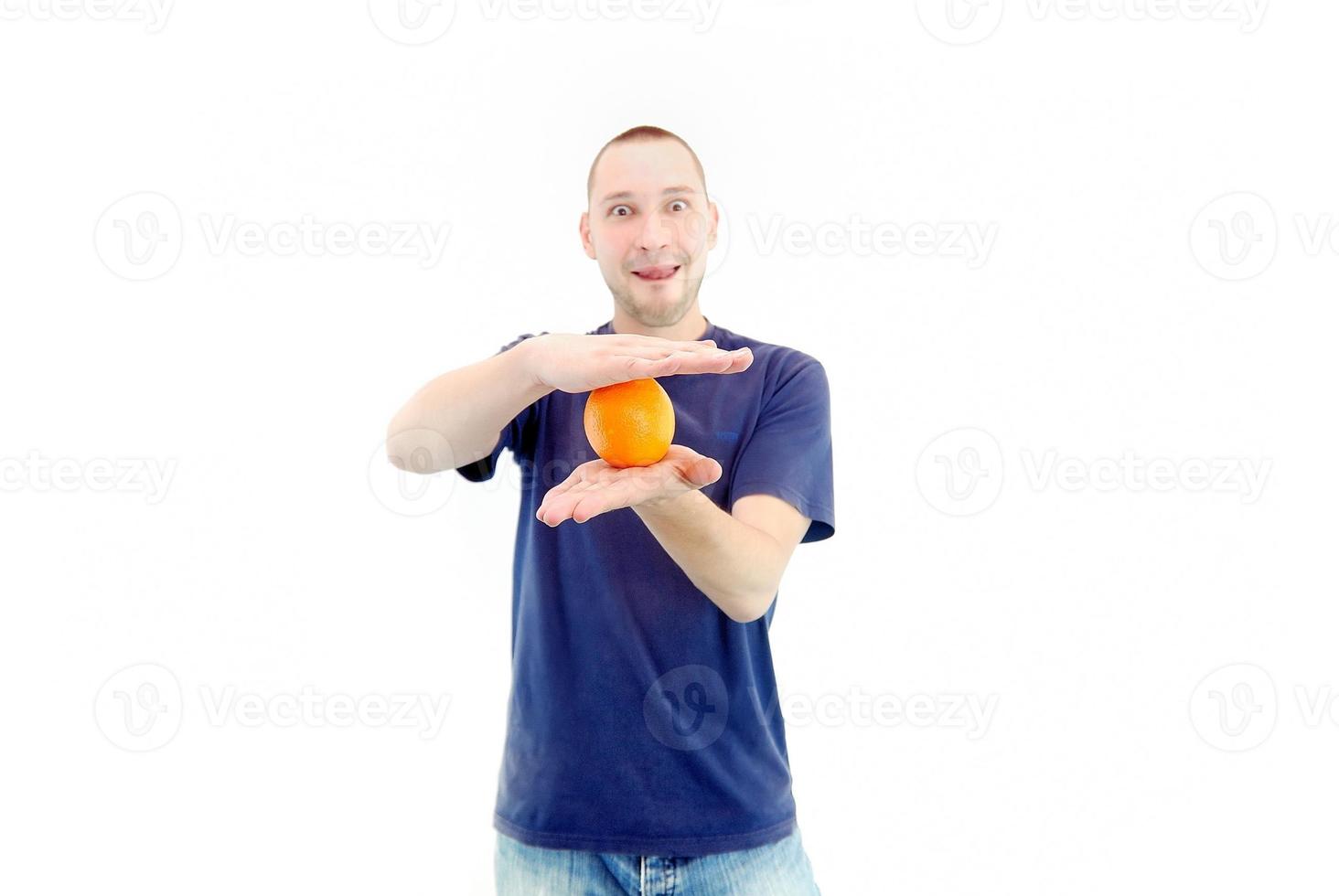 homme à l'orange photo