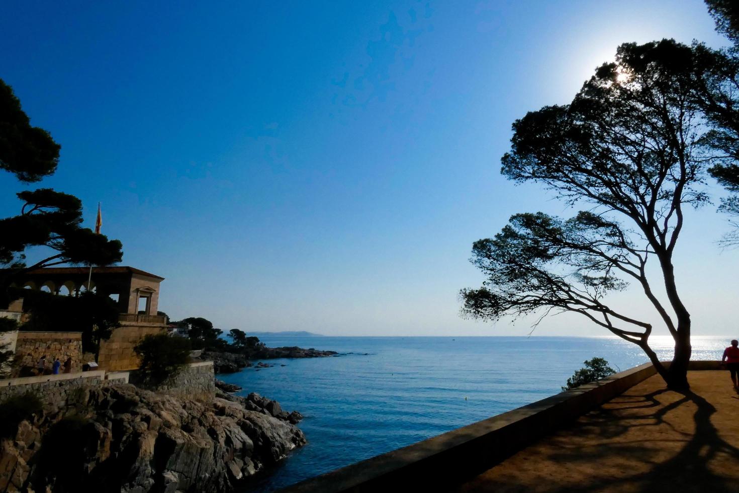 vue sur les falaises de la costa brava catalane photo