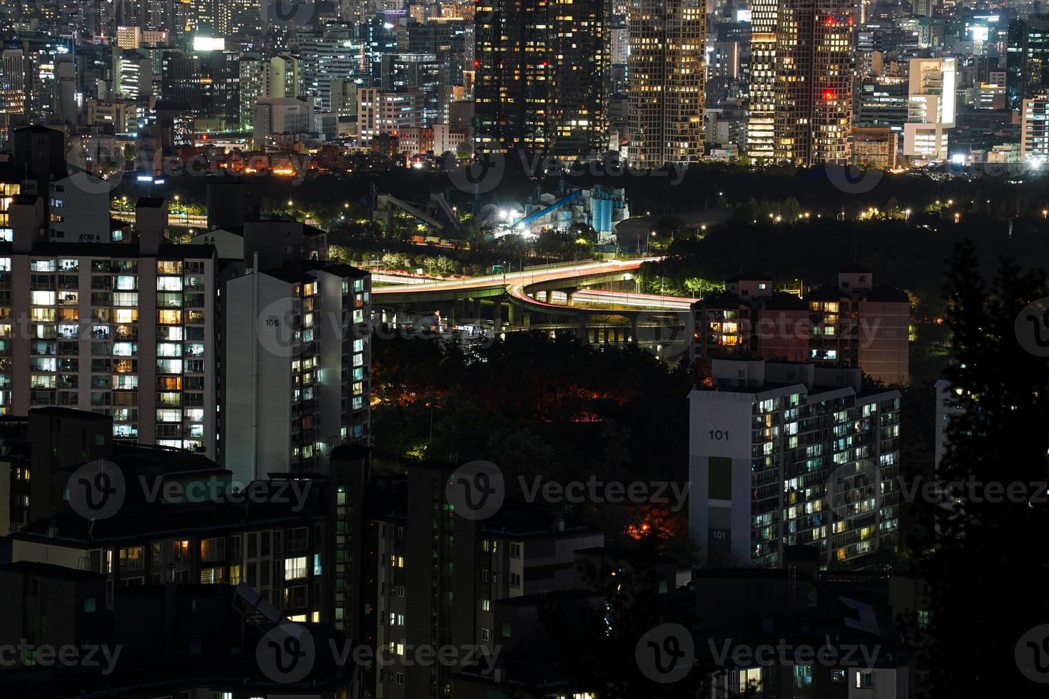 la vue nocturne de jung-gu, séoul, corée photo