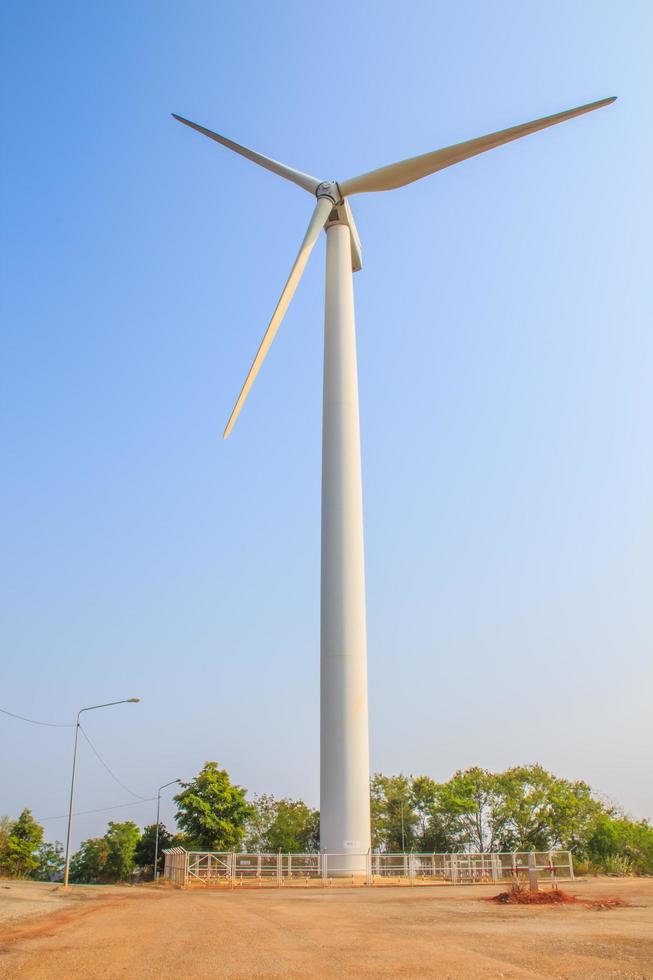 éolienne fournir de l'énergie électrique photo