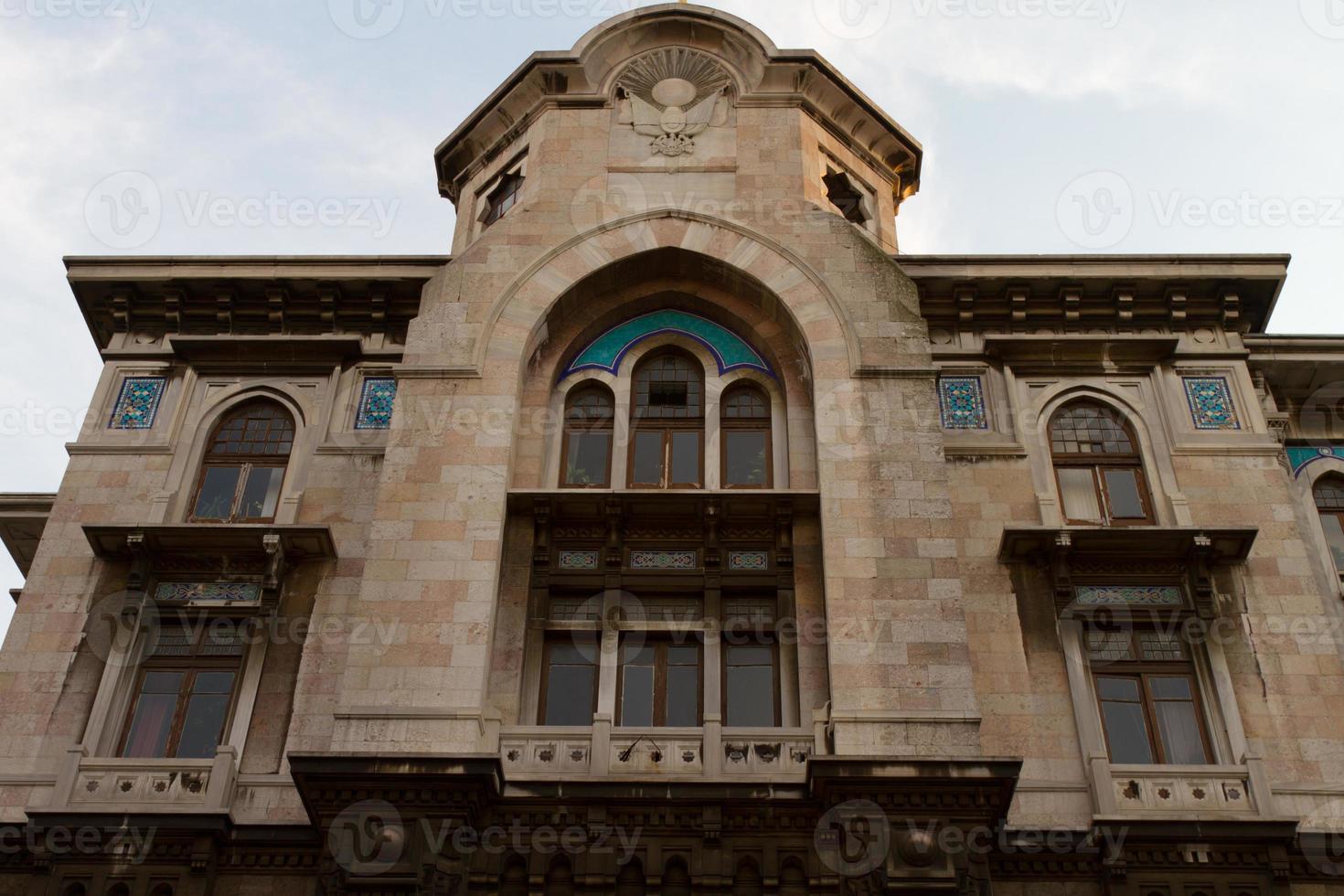 grand bureau de poste de sirkeci photo