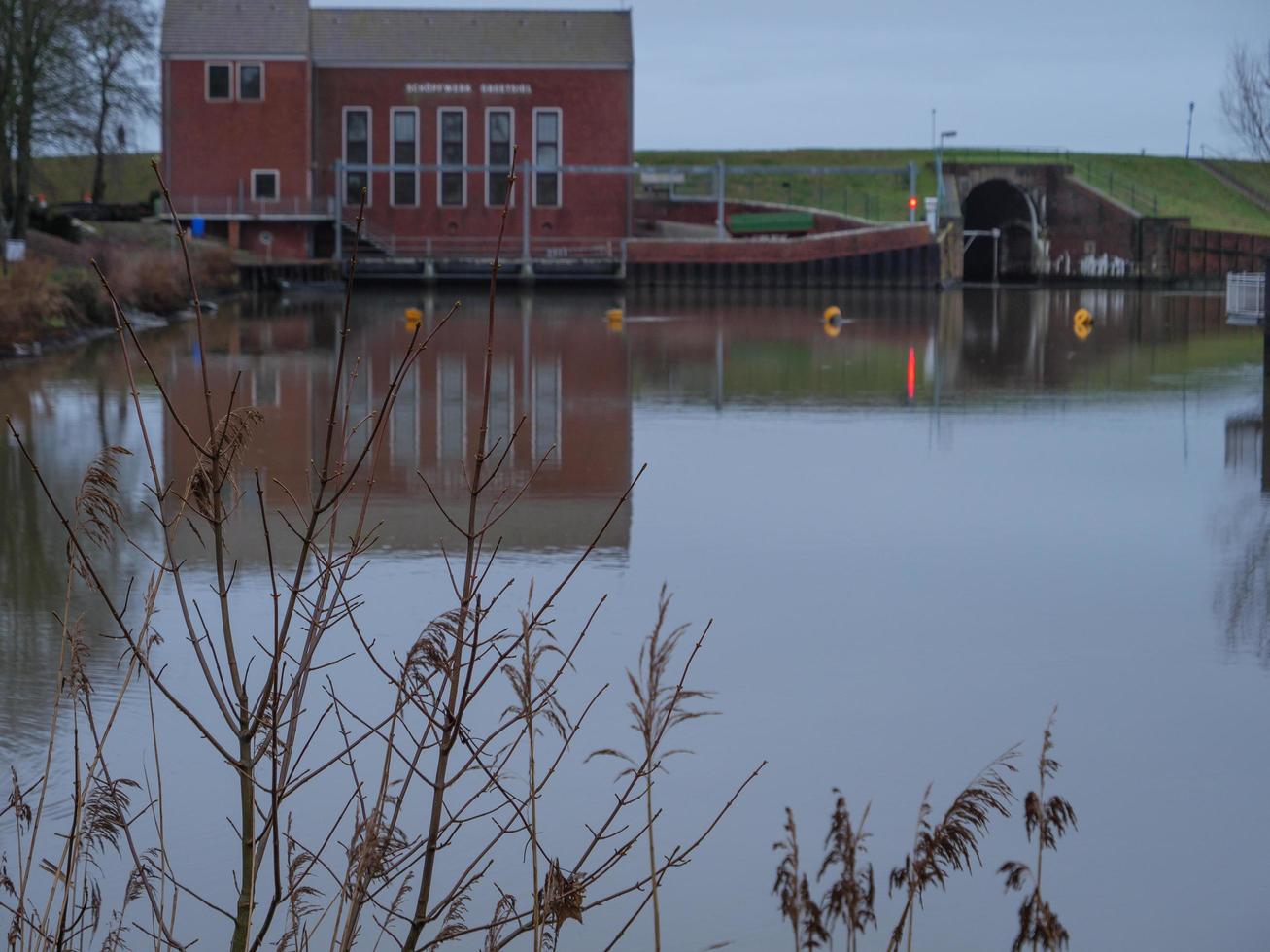 greetsiel,allemagne,2020-le village de greetsiel en mer du nord en allemagne photo