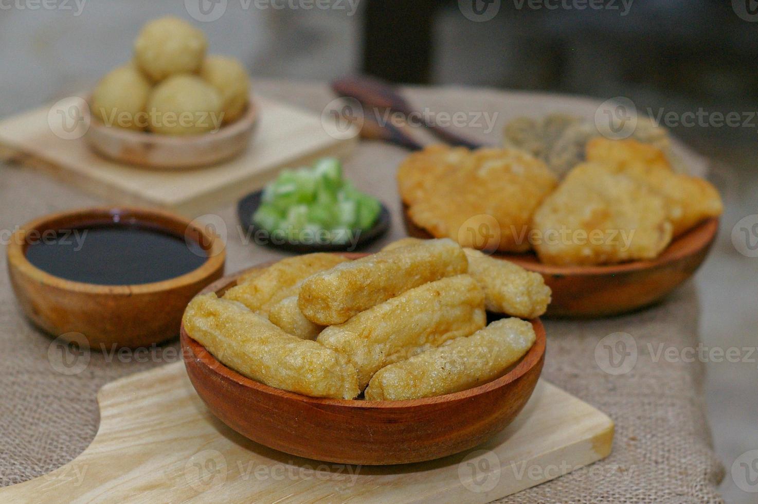 pempek palembang, cuisine traditionnelle indonésienne photo