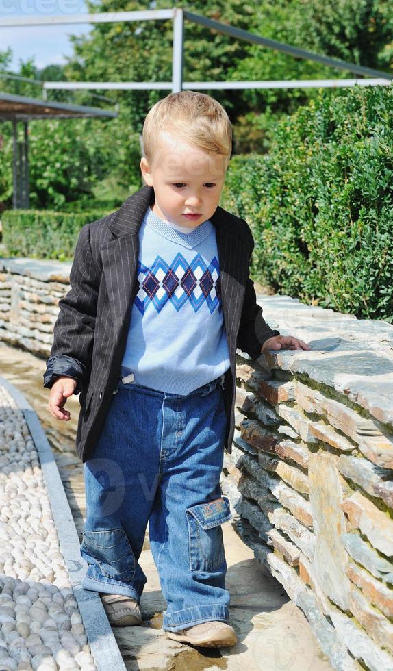 mode enfant en plein air photo