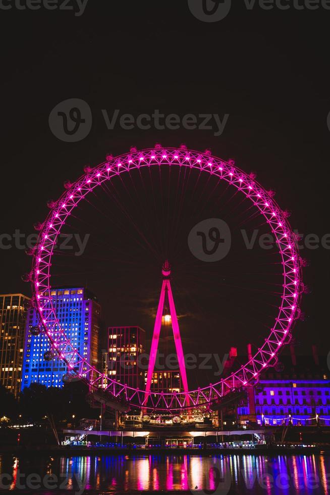 oeil de londres la nuit photo