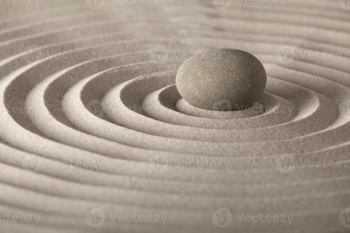 pierre de méditation zen photo