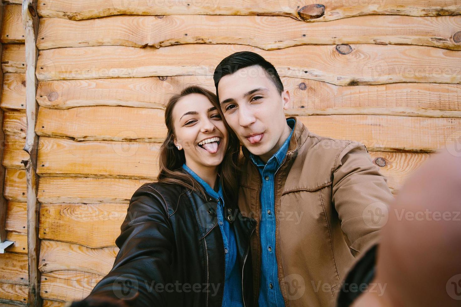 beau jeune couple photo