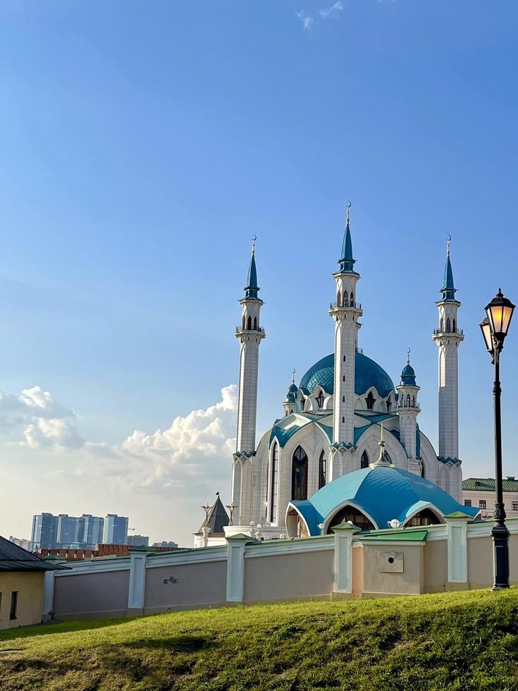 mosquée kul-sharif au kremlin de kazan. tatarstan, russie photo