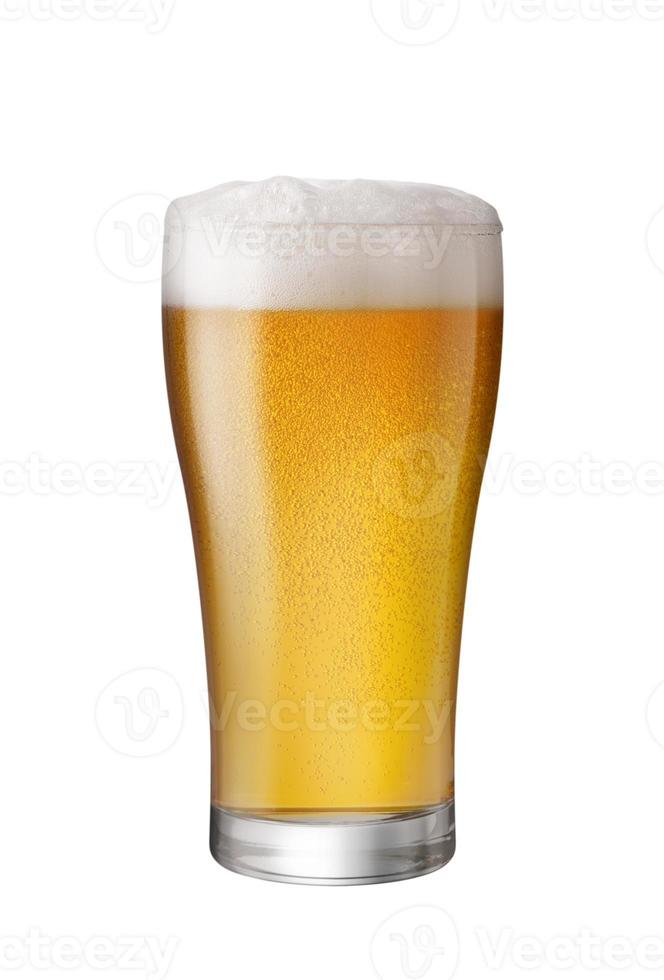 verre de bière légère isoler fond blanc avec espace de copie photo