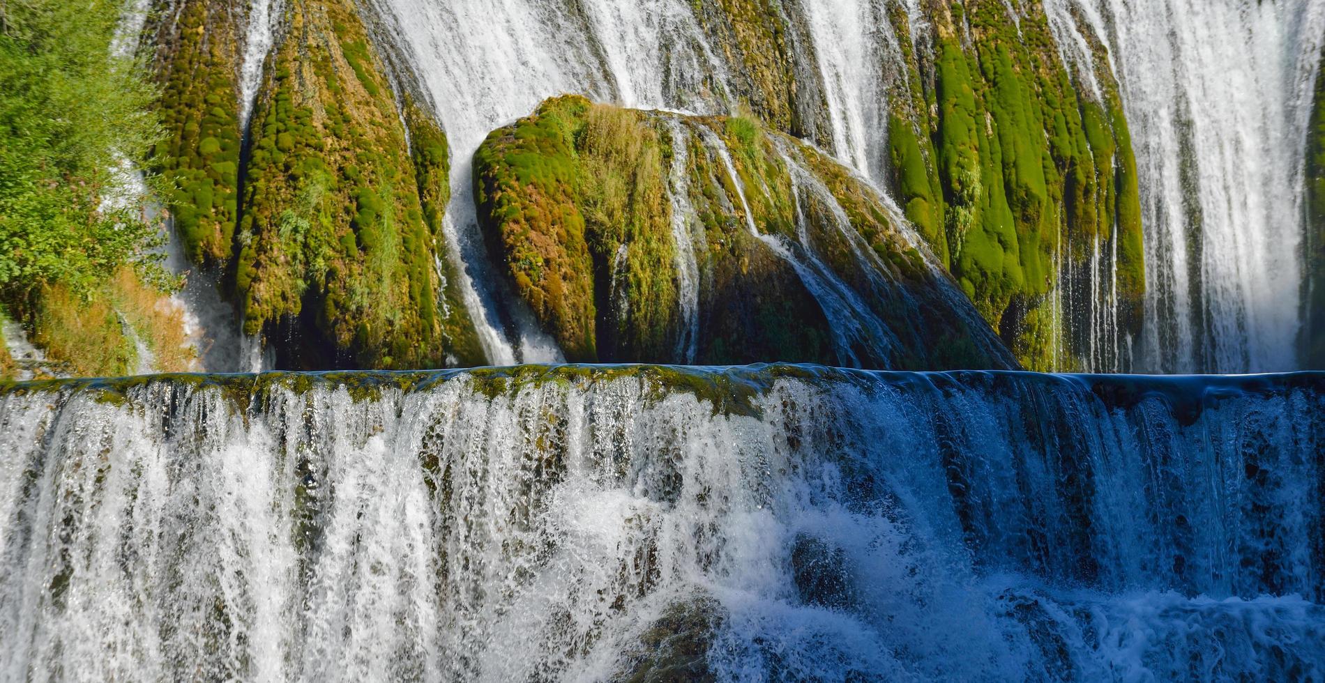 vue d'une cascade photo