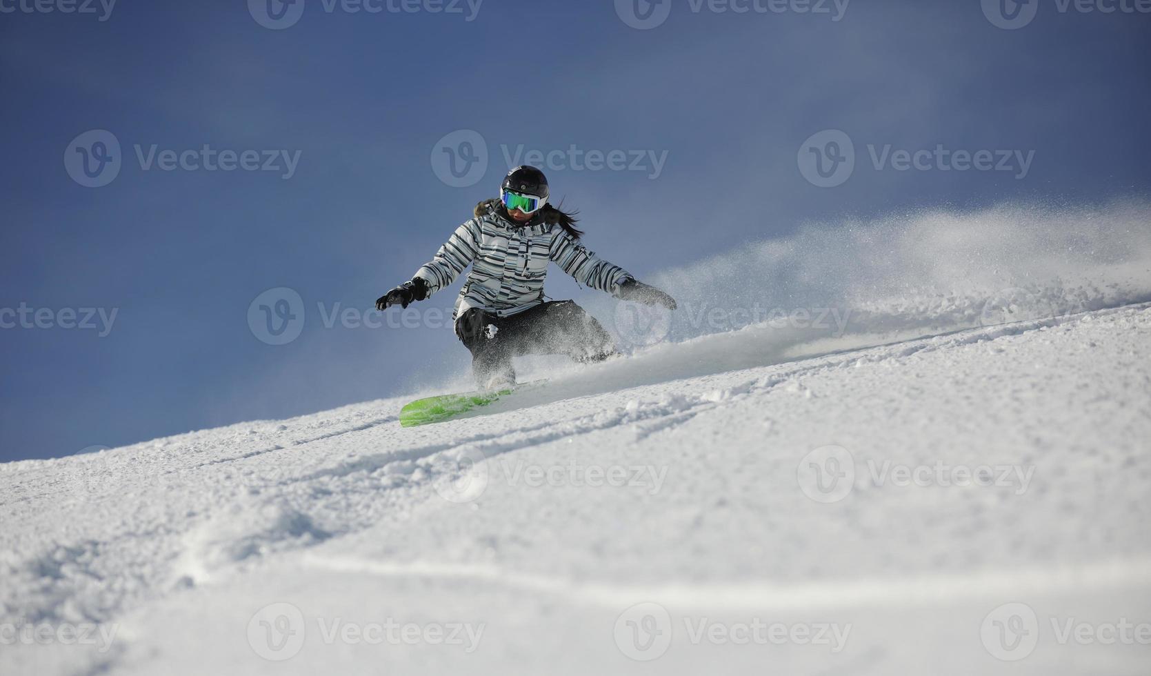 skieurs en montagne photo