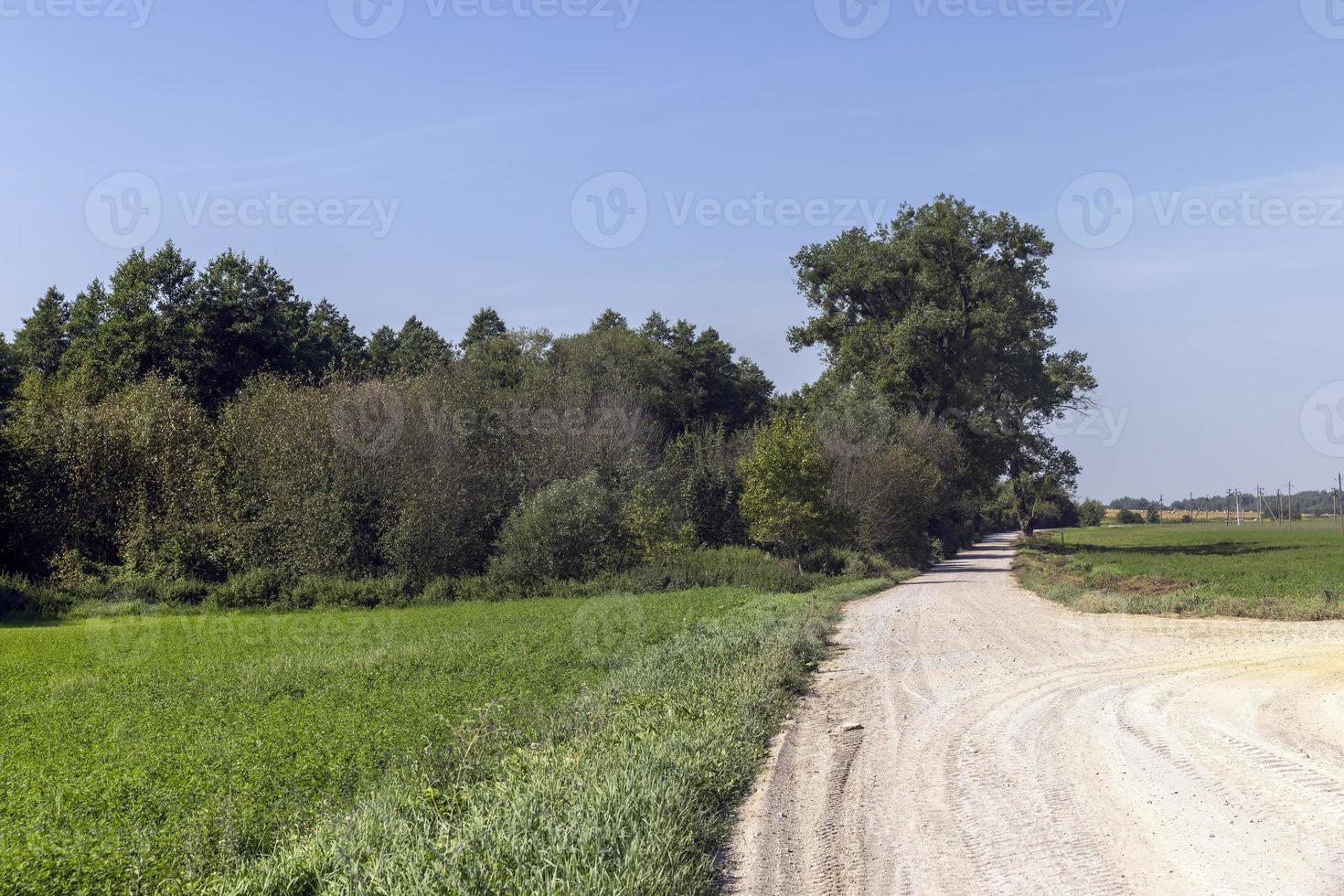 route rurale pour les voitures et le transport photo