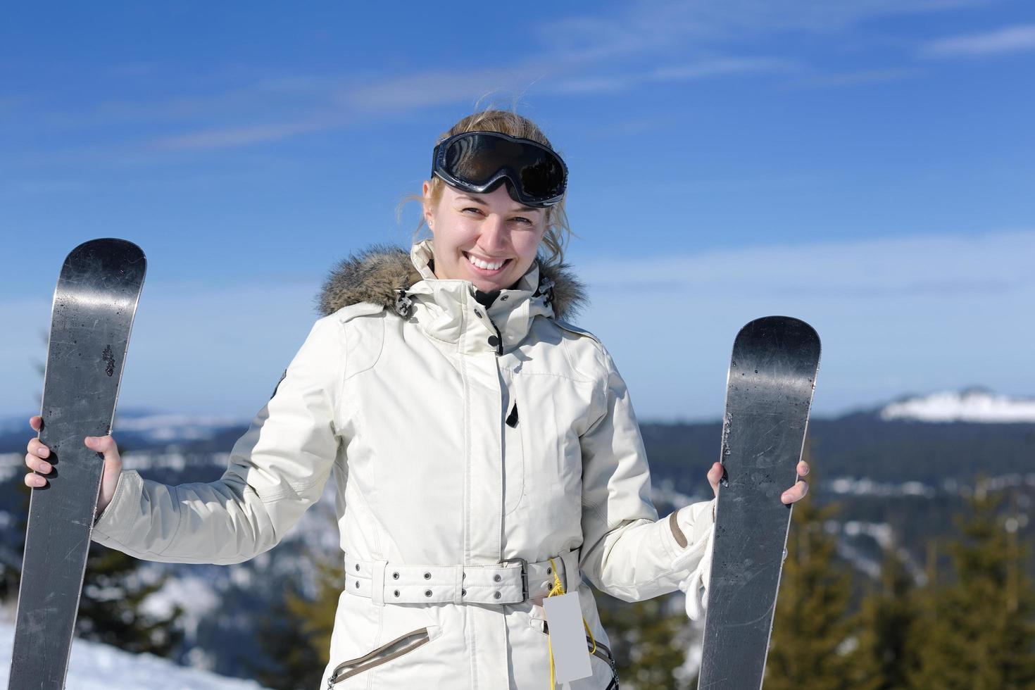 ski femme hiver photo