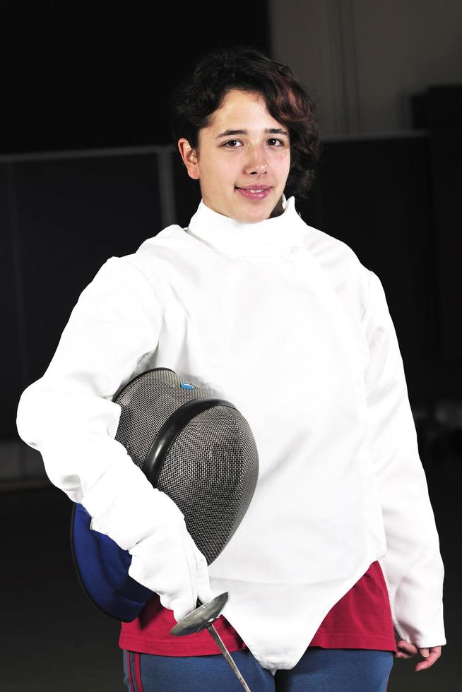 portrait d'athlète de sport d'épée à la formation photo