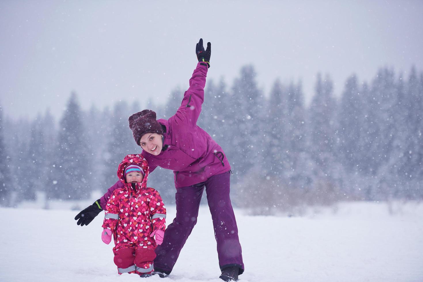 famille dans la neige photo