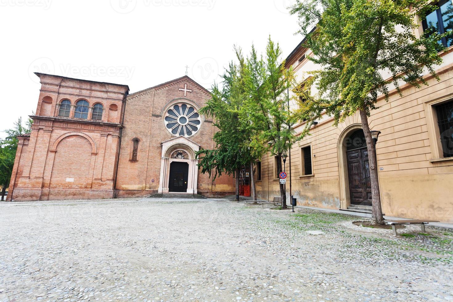 basilique de san domenico, bologne, italie photo