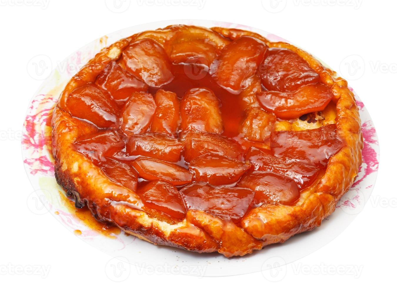 tarte aux pommes tarte tatin sur plaque isolé photo