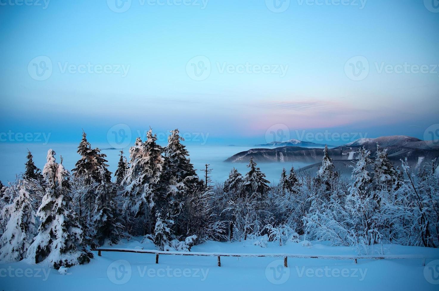 montagnes des beskides photo