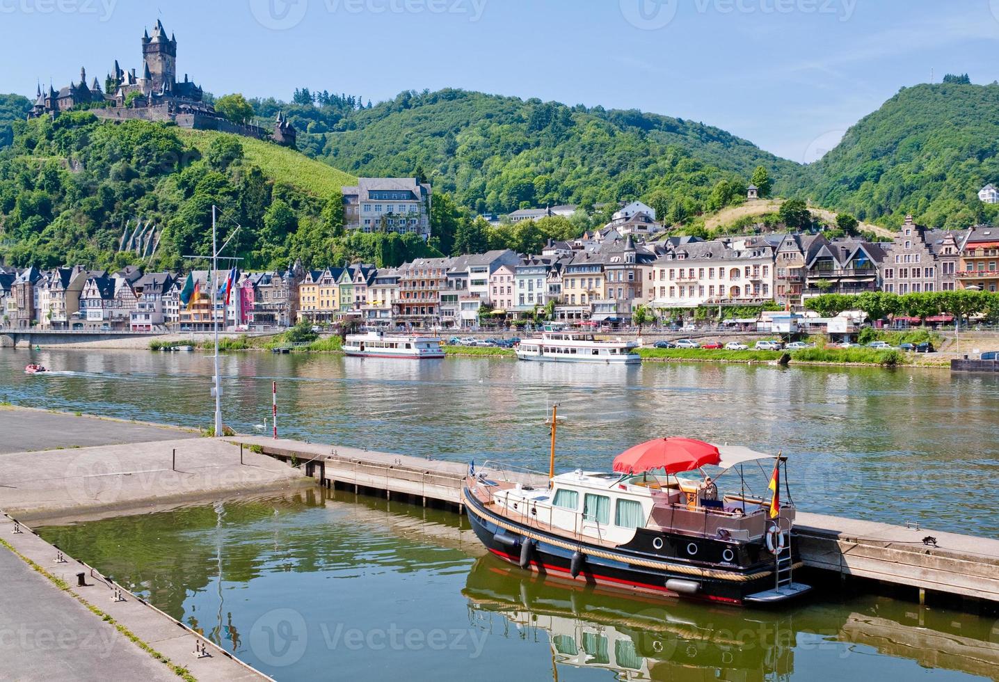 vue sur ville cochem et château sous ville. Allemagne photo