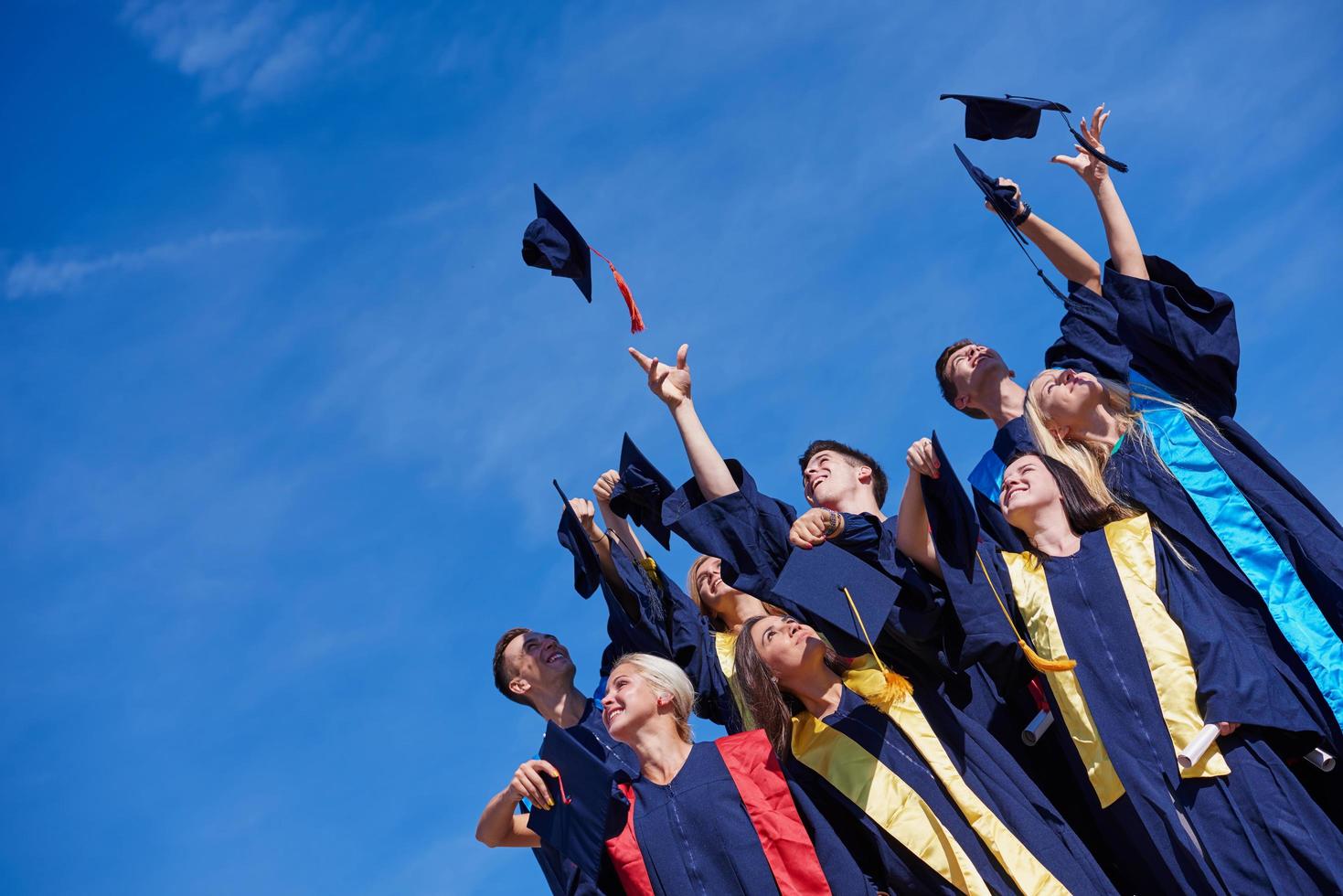 étudiants diplômés du secondaire photo