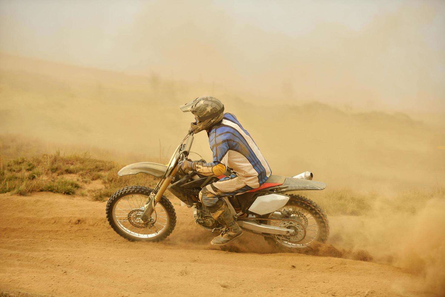 vue sur le vélo de motocross photo