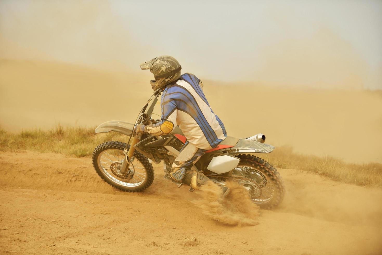 vue sur le vélo de motocross photo