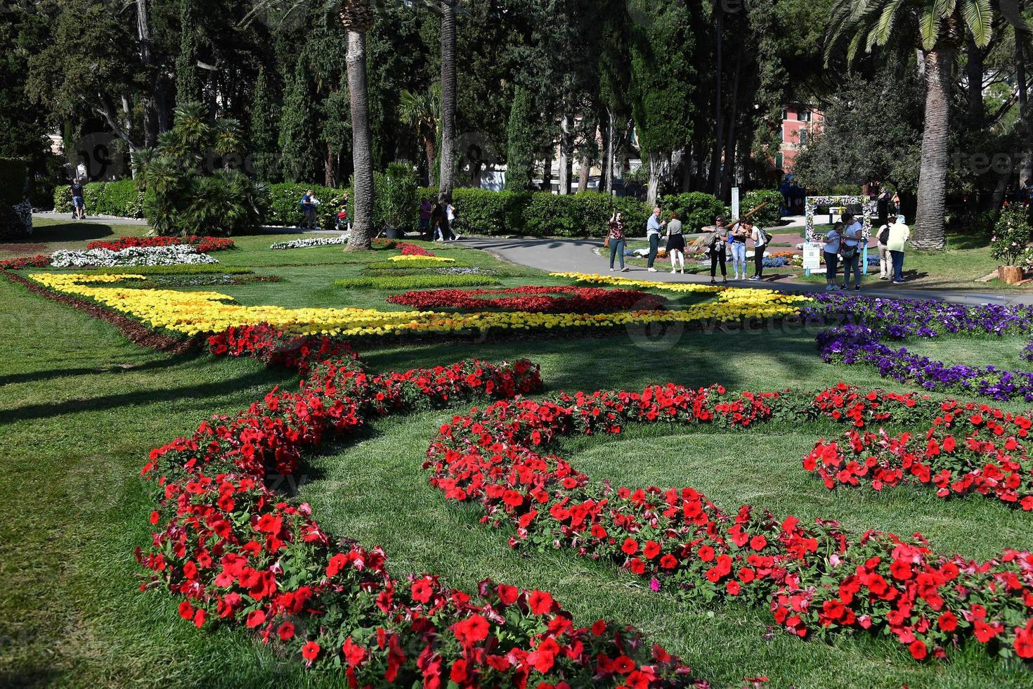 Gênes, Italie - 27 avril 2017 - retour d'euroflora à Gênes dans le scénario unique des parcs nervi photo