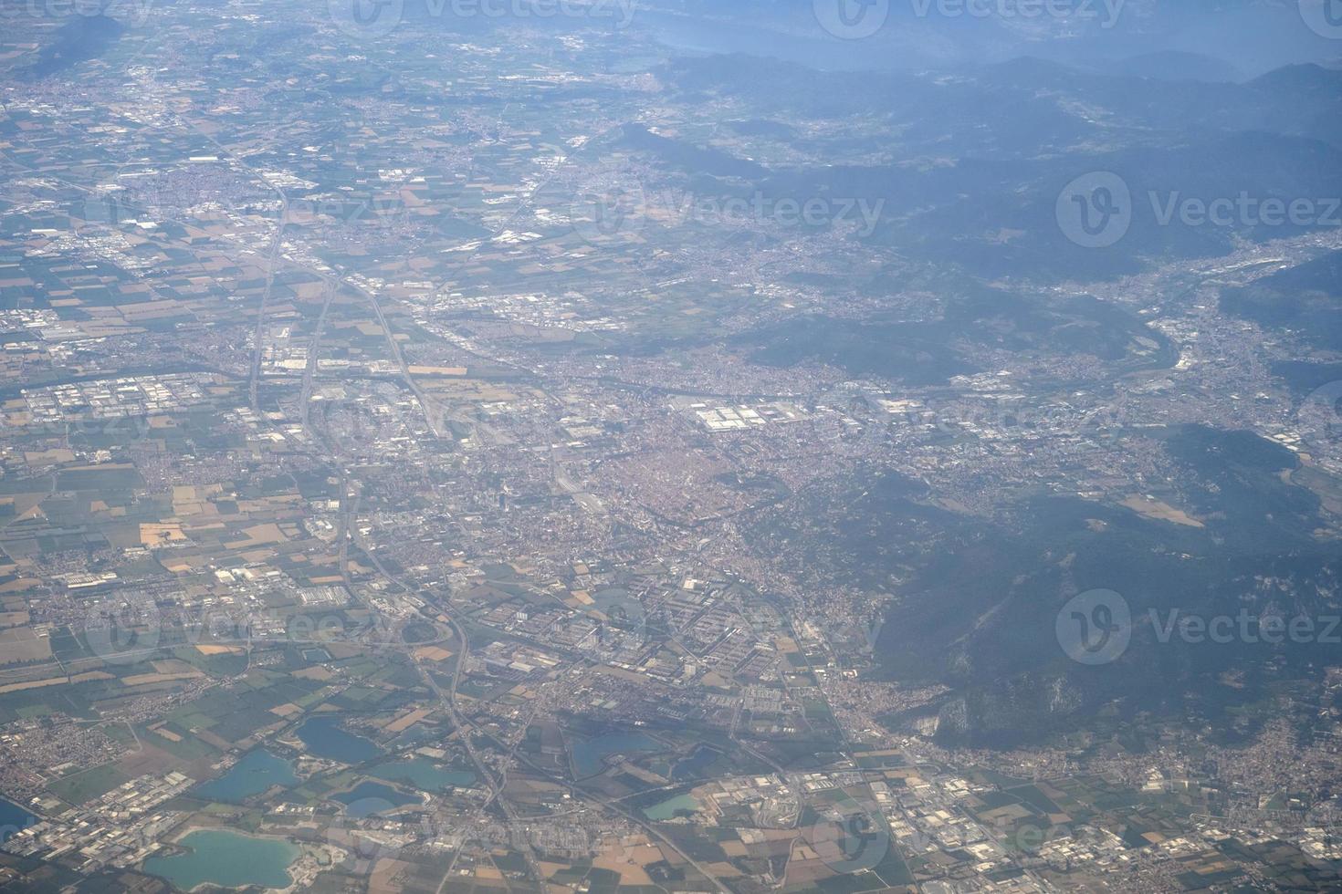 pianura padana po river valley lombardie vue aérienne d'avion photo