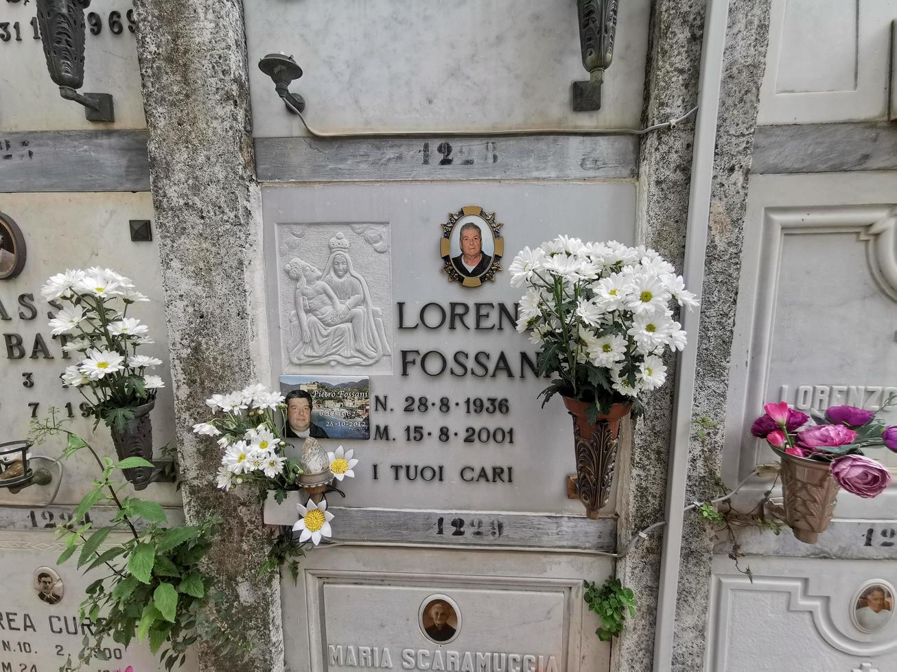 monterosso al mare, italie - 8 juin 2019 - village pittoresque de cinque terre italie vieux cimetière photo