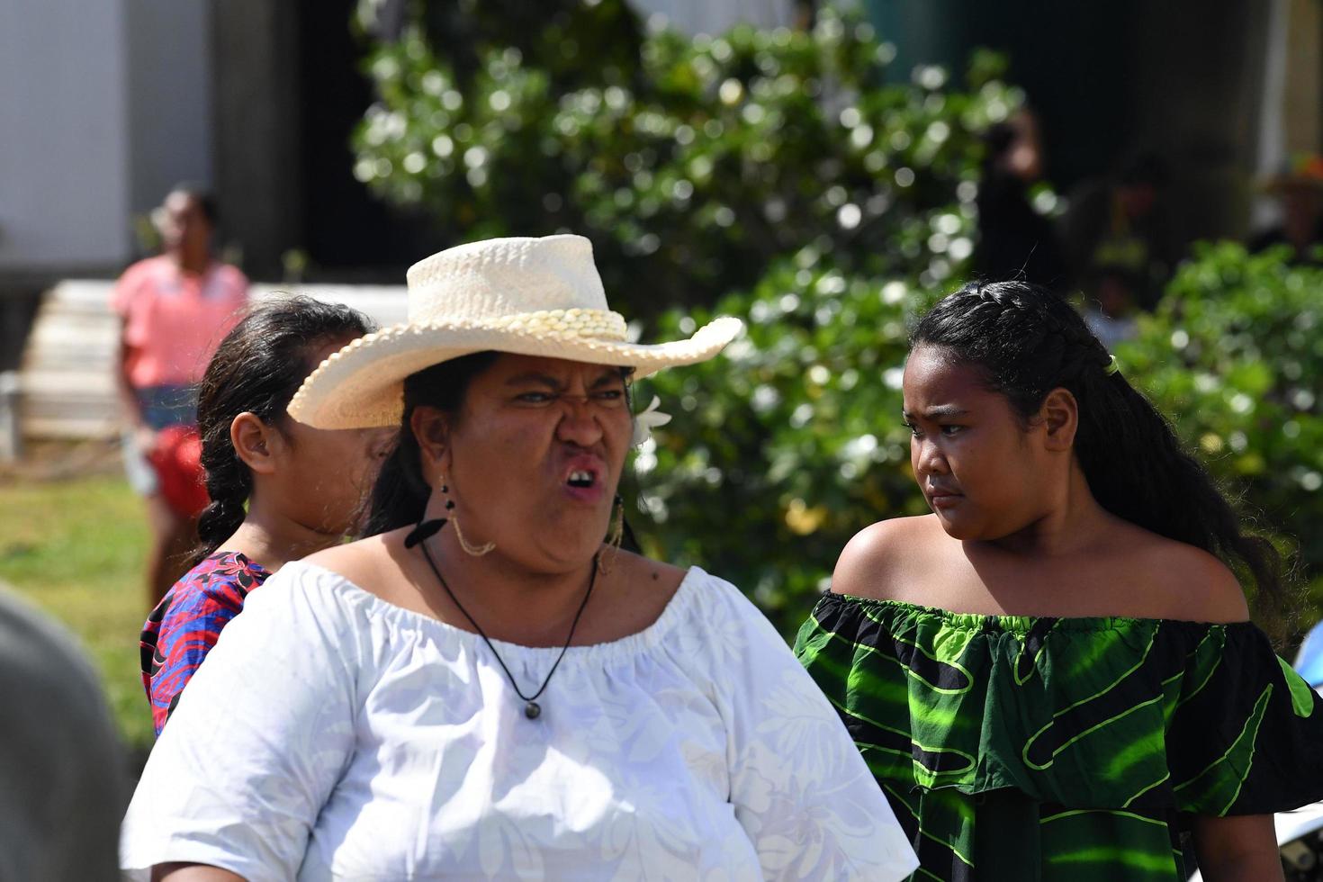 aitutaki, île cook - 27 août 2017 - population locale à la messe photo