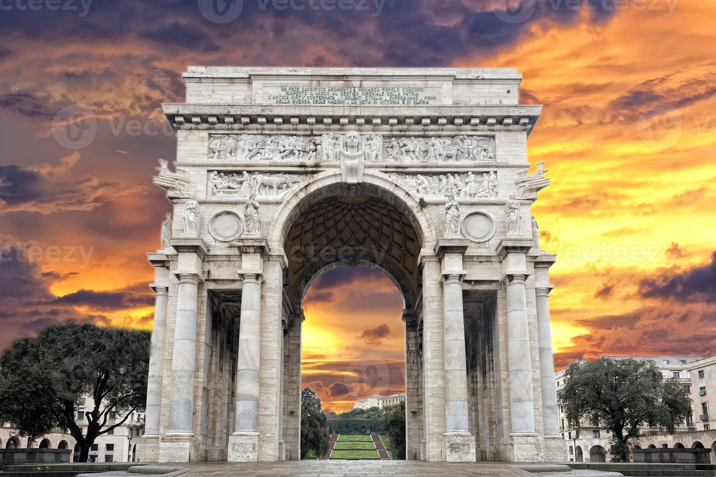 arc de place de la victoire de Gênes photo