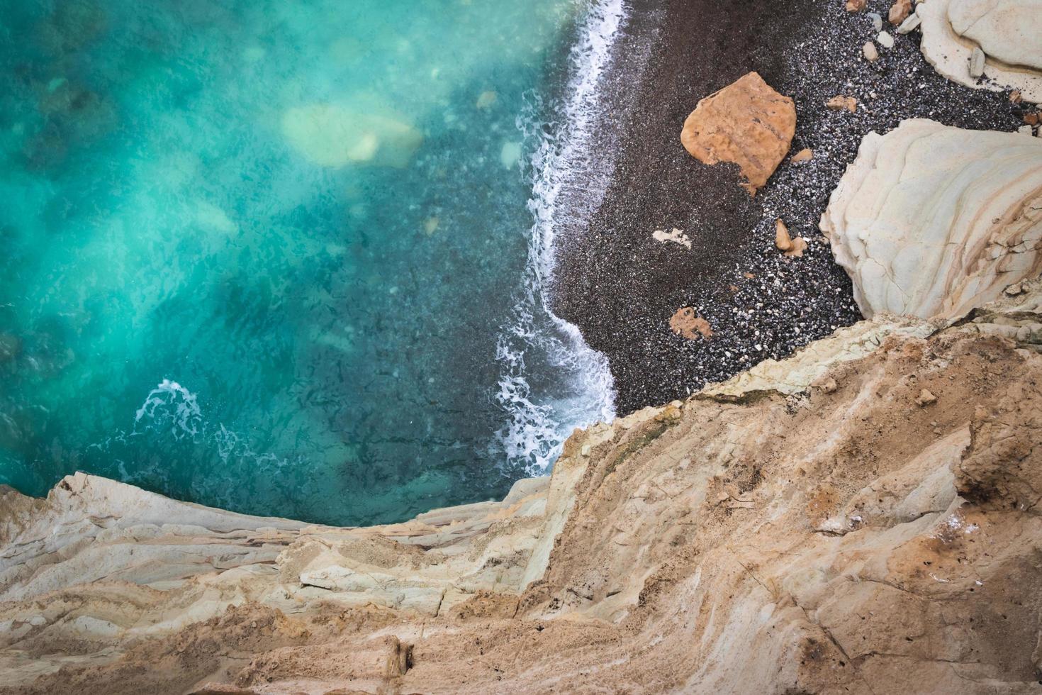 vue à vol d'oiseau sur la mer photo