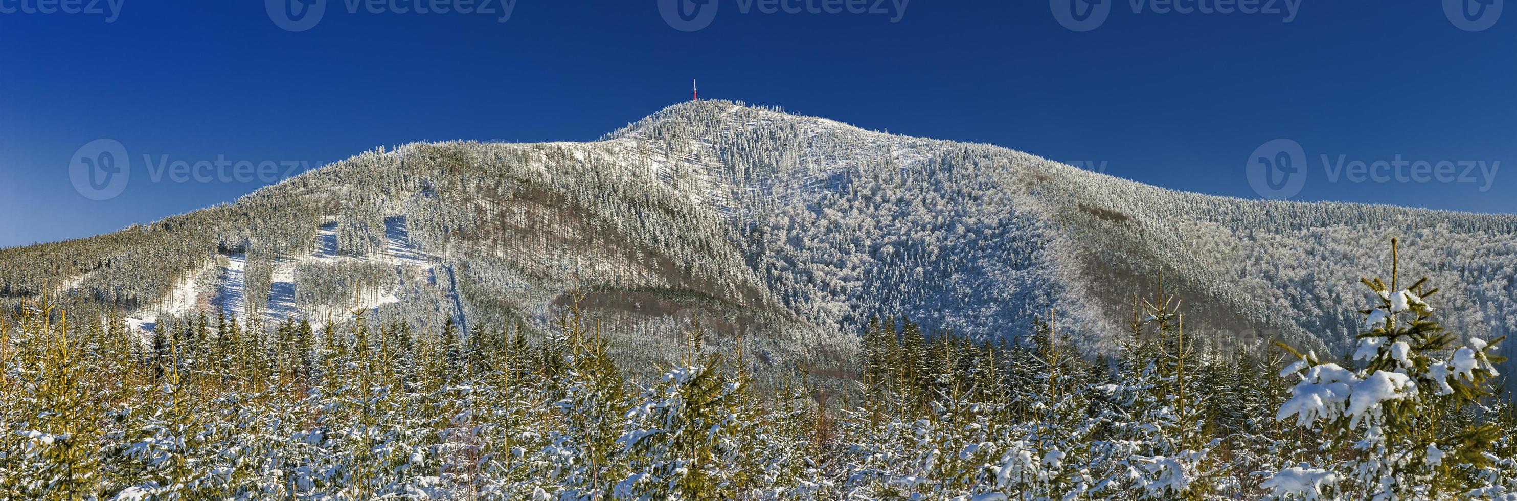 montagnes des beskides photo