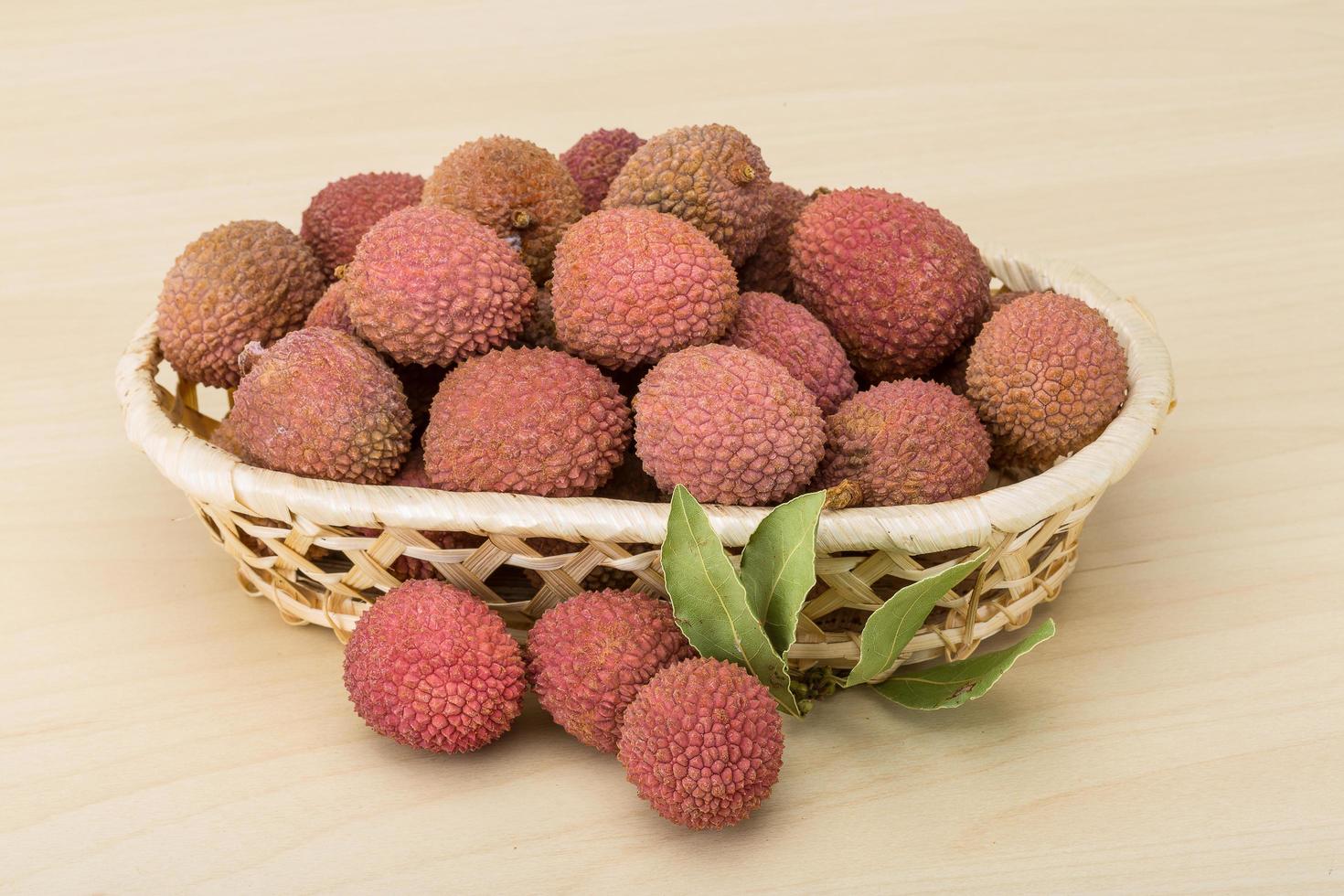 fruits tropicaux - litchi photo