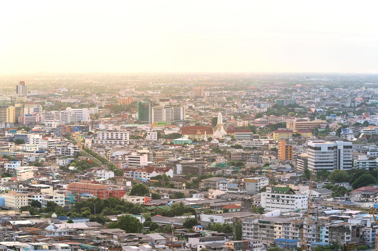 Vue aérienne du centre-ville de Bangkok un jour d'été photo