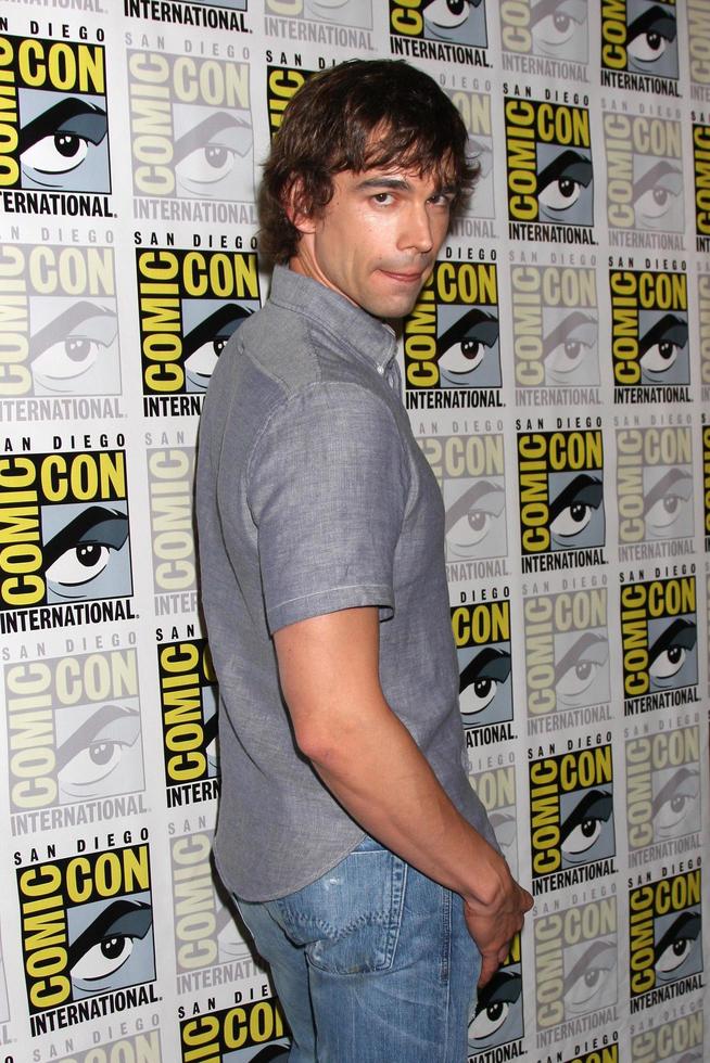 San Diego, 21 juillet - Christopher Gorham à la convention comic-con 2011 au centre de convention de San Diego le 21 juillet 2010 à San Diego, CA photo