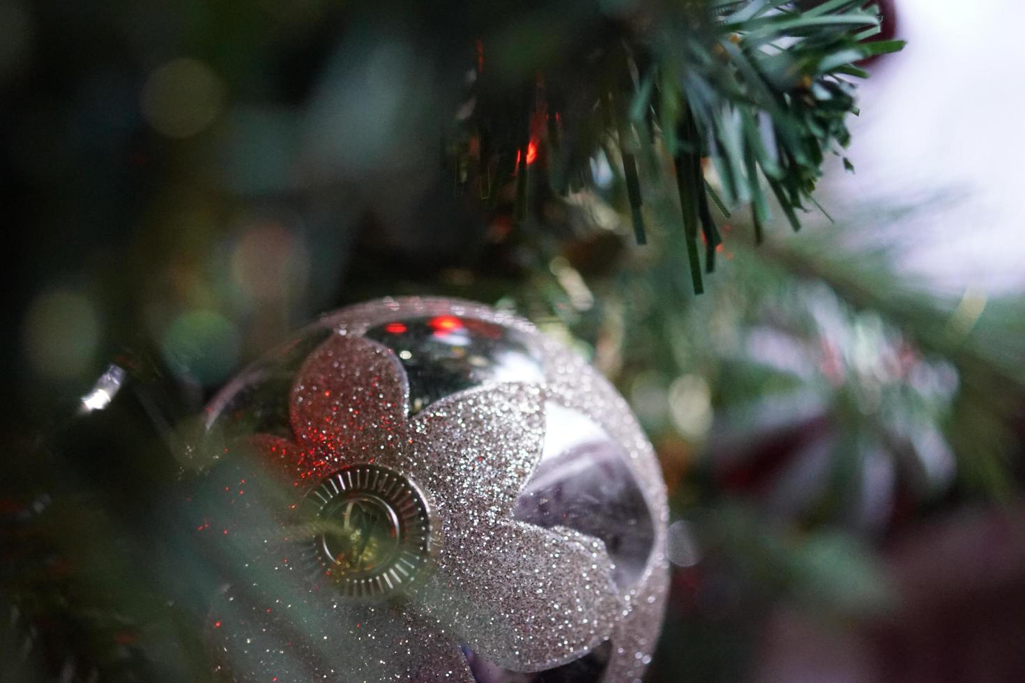 ampoule de Noël en argent photo