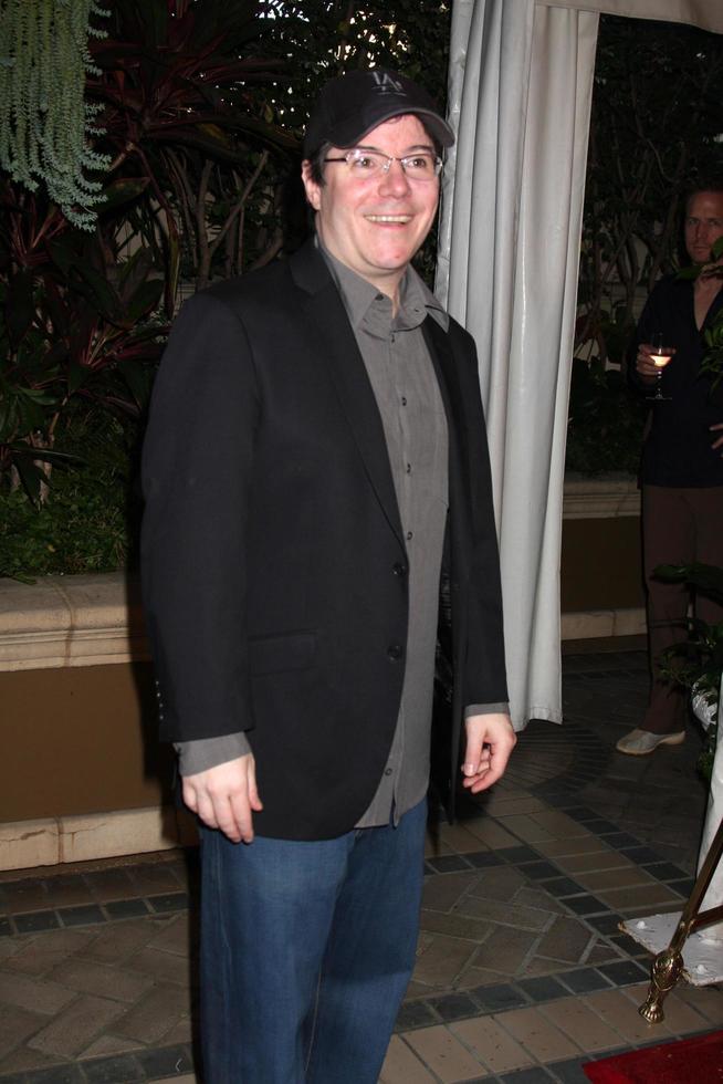 los angeles, oct 11 - jamie gold arrive à la 1ère soirée de divertissement du forum créatif mondial au four seasons hotel beverly hills le 11 octobre 2010 à los angeles, ca photo