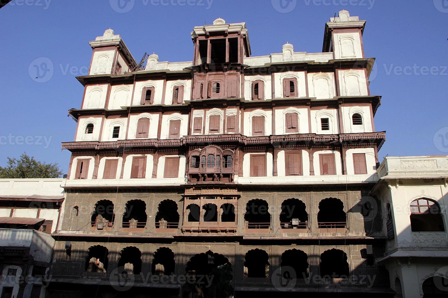 façade de holkar rajawada photo