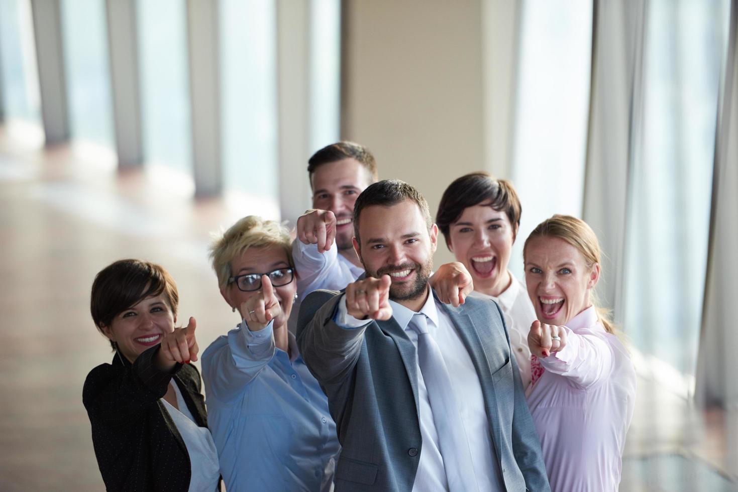 groupe de gens d'affaires diversifiés photo