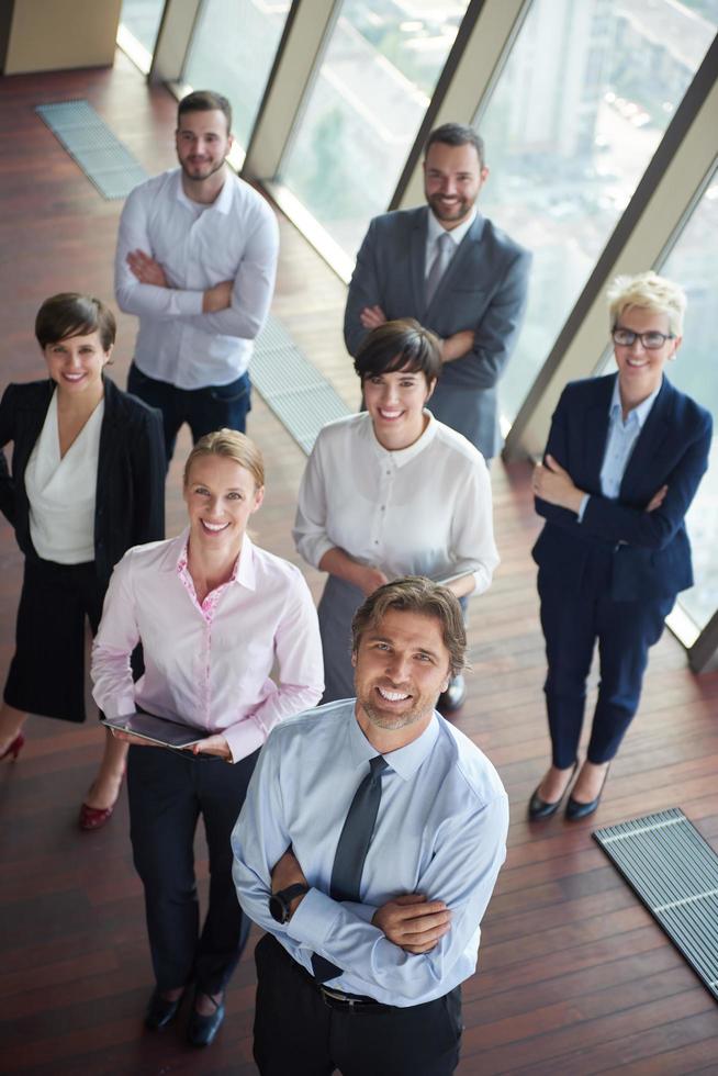 groupe de gens d'affaires diversifiés photo