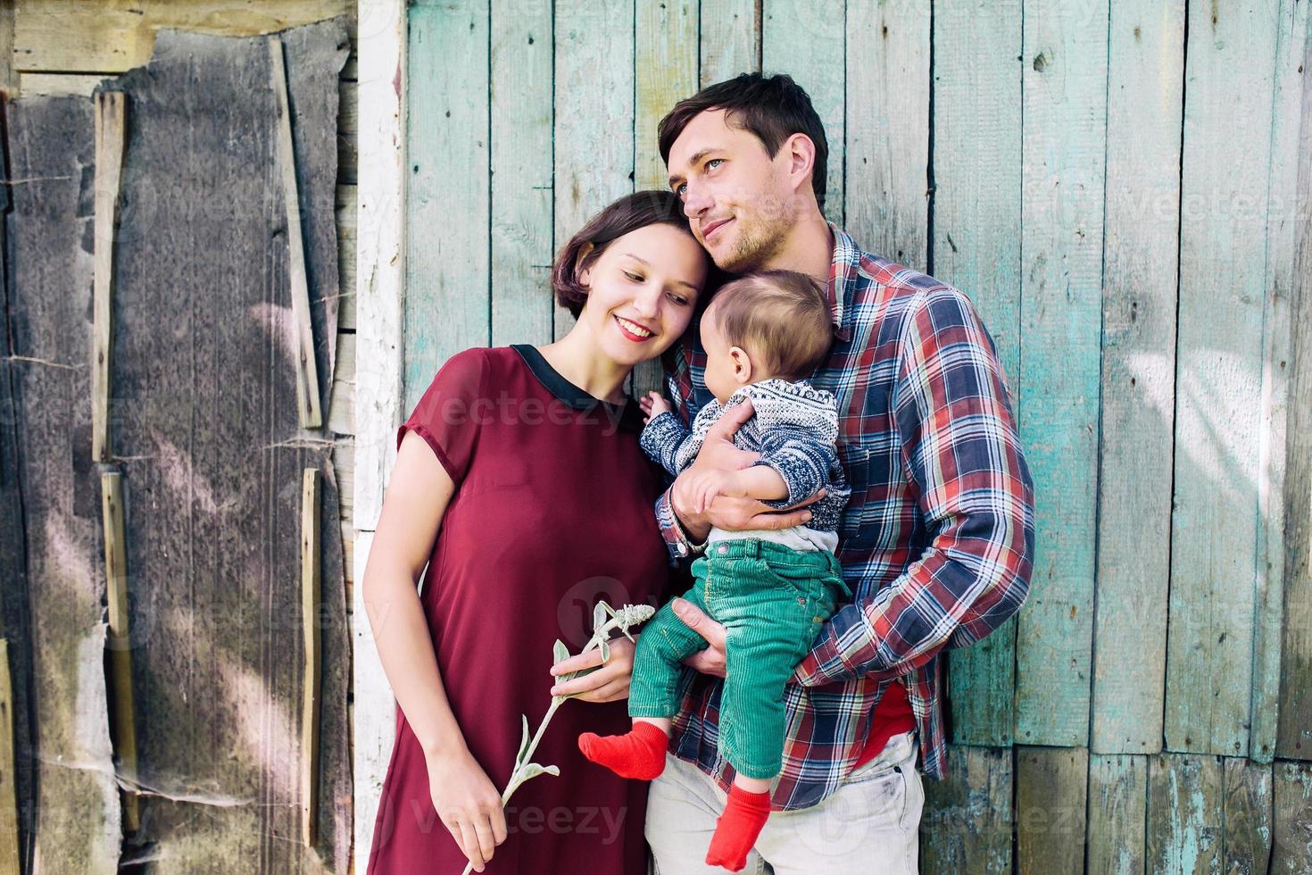 portrait de famille en plein air photo