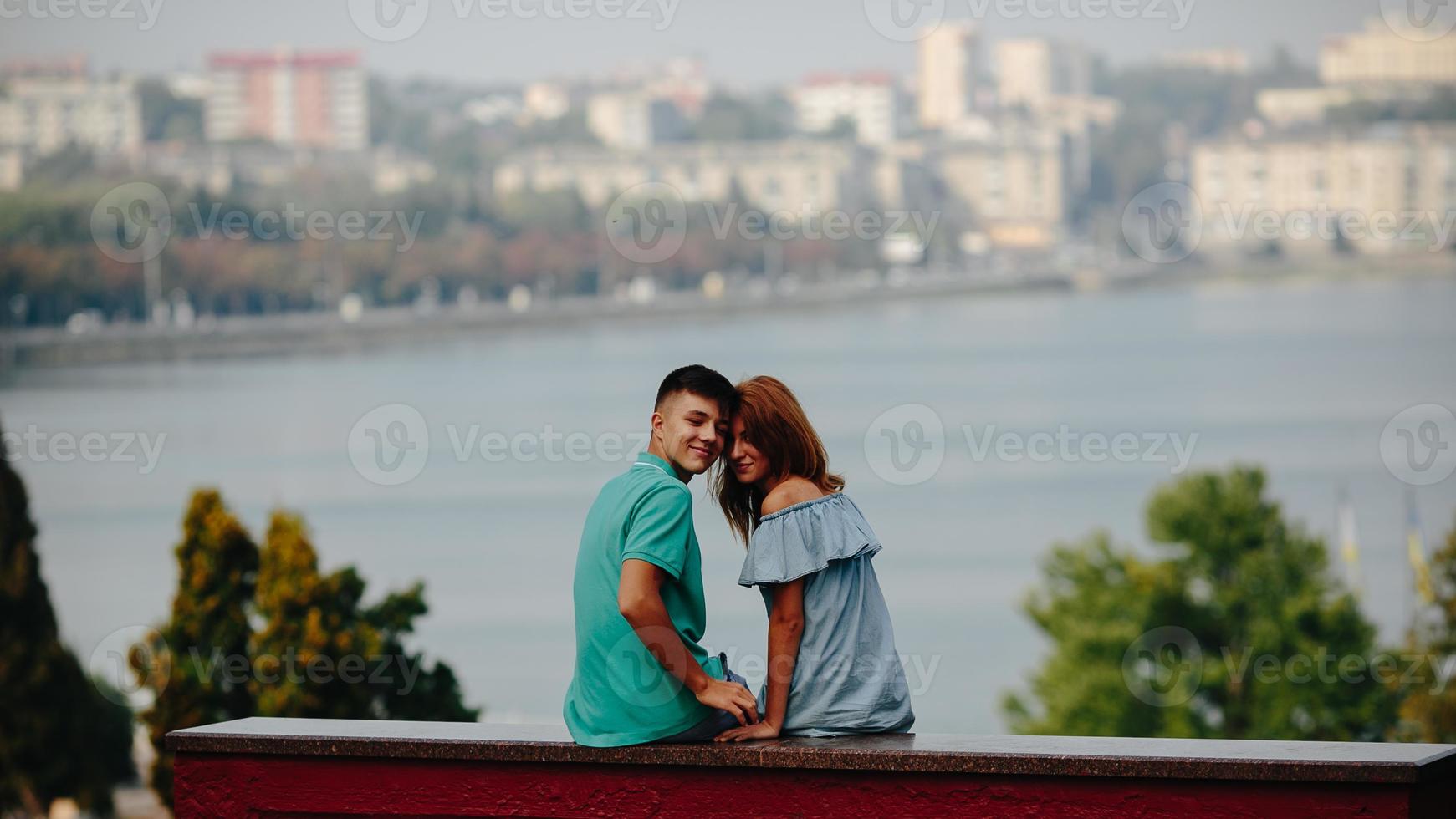 portrait de couple en plein air photo