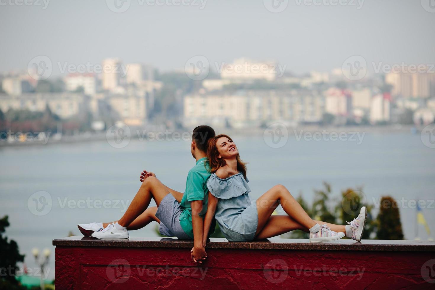 portrait de couple en plein air photo