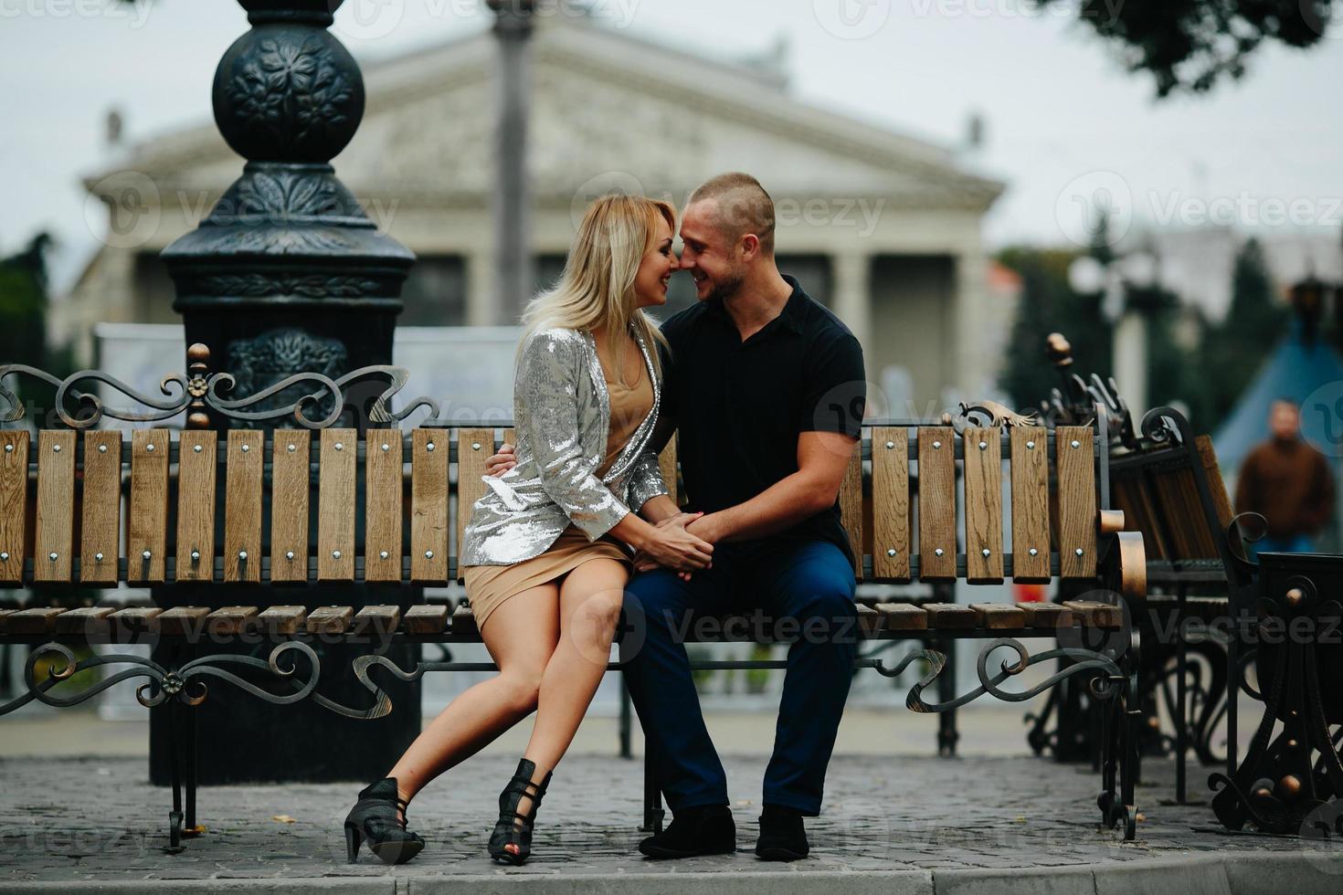 portrait de couple en plein air photo